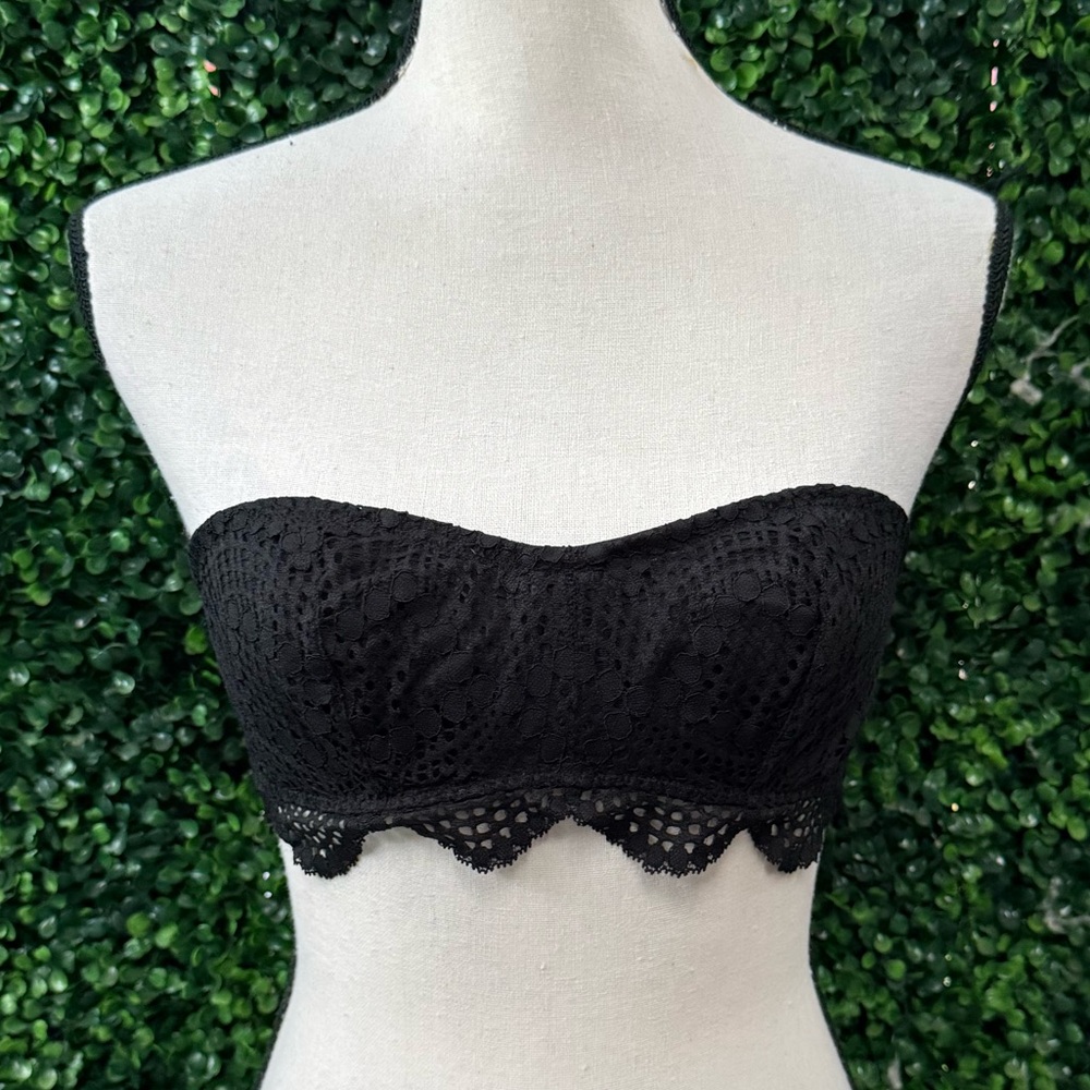 Victoria’s Secret Black Lace Strapless Under Wire Bra